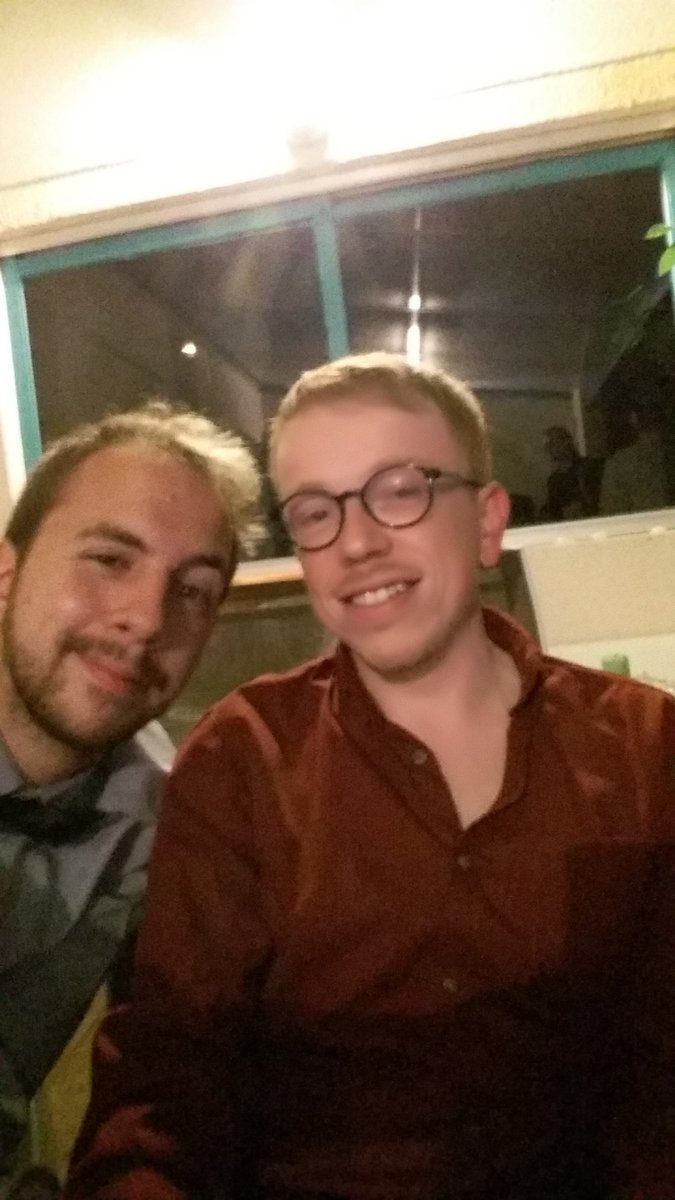 Lubecker_Remy's tweet photo. Mon Bro' qui a lancé le Tweet #RemyBeursdé https://t.co/WTrXe92CO4