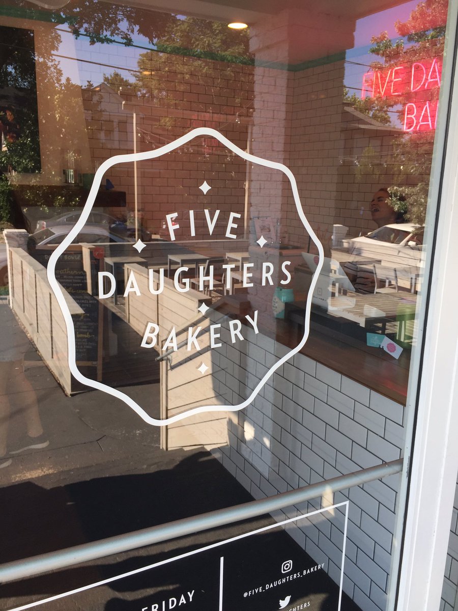 ChaunceyJulius's tweet photo. @Five_Daughters...Best donuts in #Nashville! #FiveDaughtersBakery #13yearsOfMarriage #AnniversaryWeekend https://t.co/0DIl9YfC0p