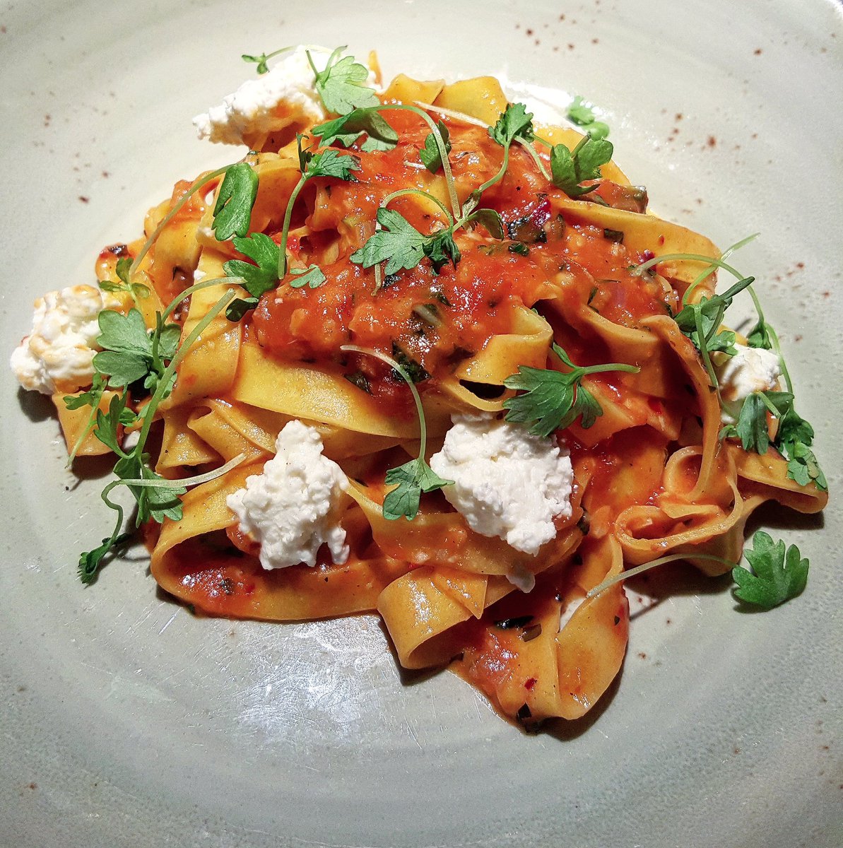 BarrelDC's tweet image. Tonight's special: Linguini, Cherry Tomato Pomodoro, Farmer's Cheese, Garlic, &amp;amp; Basil! 🍝
#dceats #summerpasta
