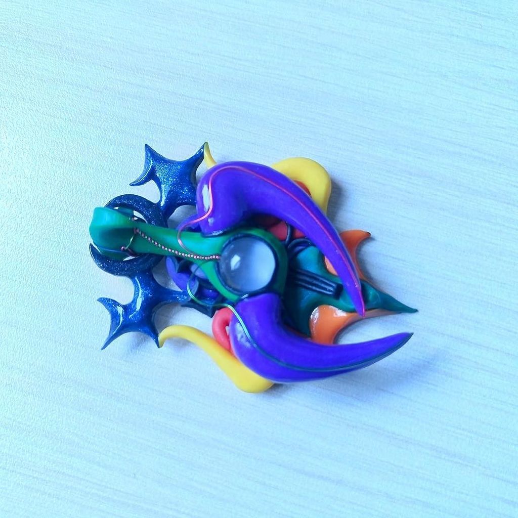 UnknownEmporium's tweet photo. Another legendary hand crafted pendant by @mercurialcreation Check out similar artists at https://t.co/MnPMv1FCxx… https://t.co/qIYJIBBnIl https://t.co/su9Natf1iP