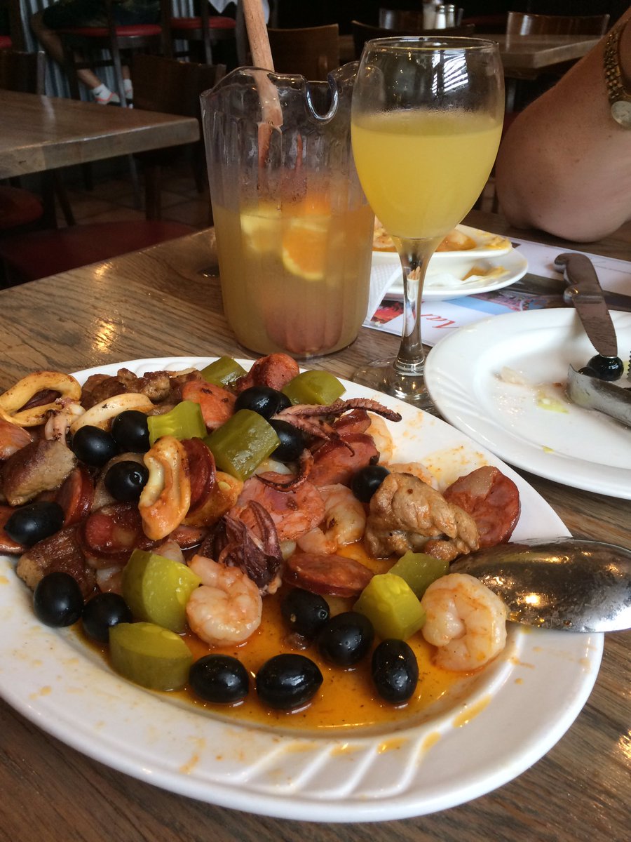 jwcman58's tweet photo. Start the birthday meal https://t.co/Kmg2KMwufU