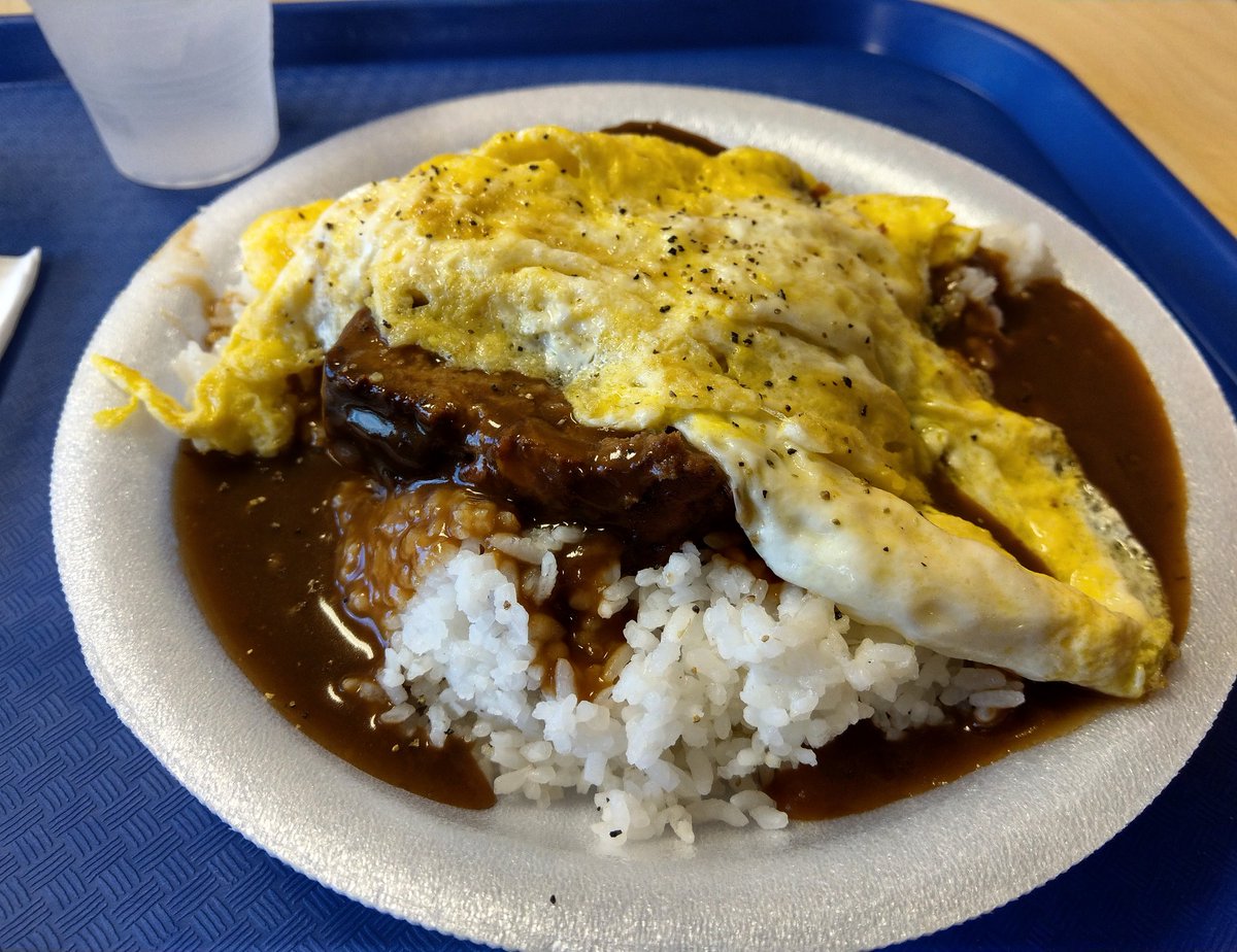 EdOshiro's tweet photo. #Meatloaf #LocoMoco for #brunch today at #GracesInn on Beretania in #Makiki #eggs #gravy #beef #Hawaii 😋👍👍👍👍👍 https://t.co/pRqb8z7jwi