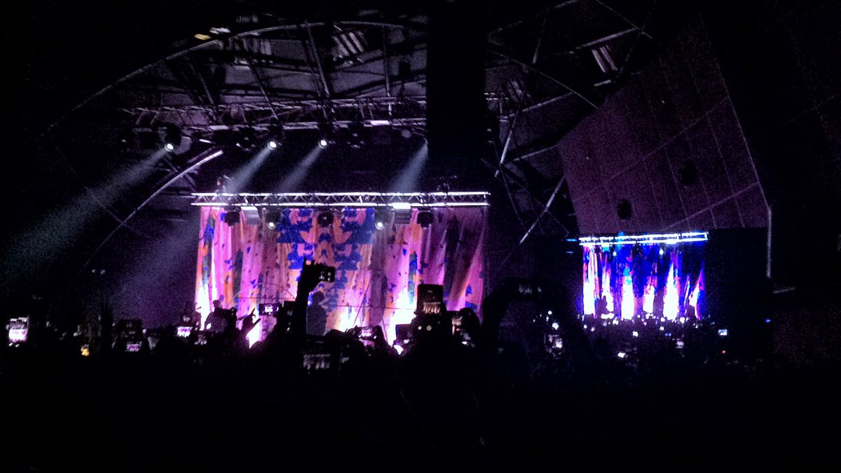 niquole_leitch's tweet photo. @OhWonderMusic @MalayaProdPH @OhWonderPH #iPhonephotography #snapseed #OhWonderMNL #OhWonderManila https://t.co/q2xaSdfWR7
