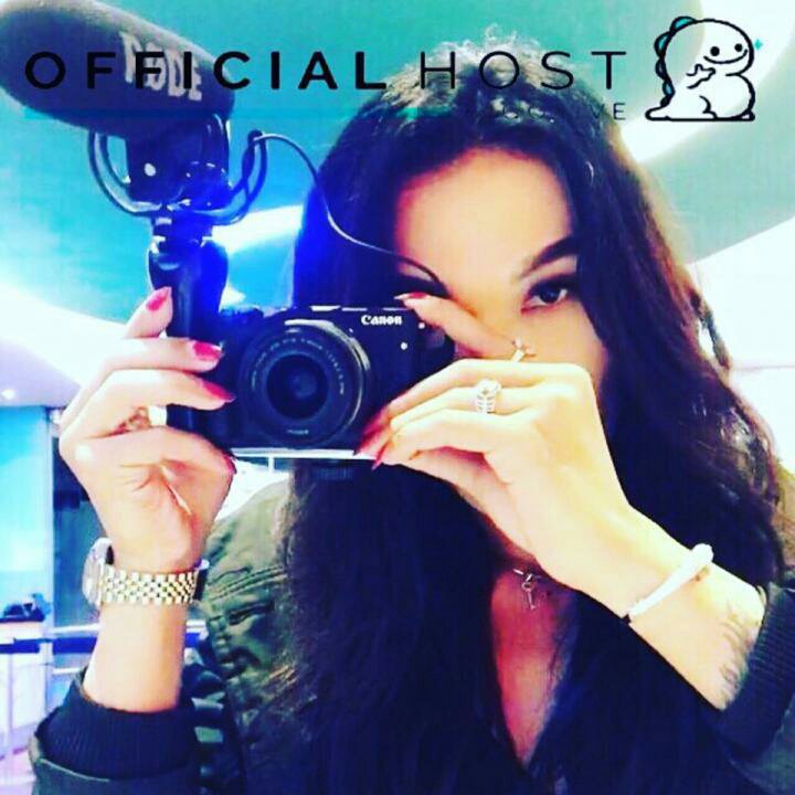 thia_thy tweet picture