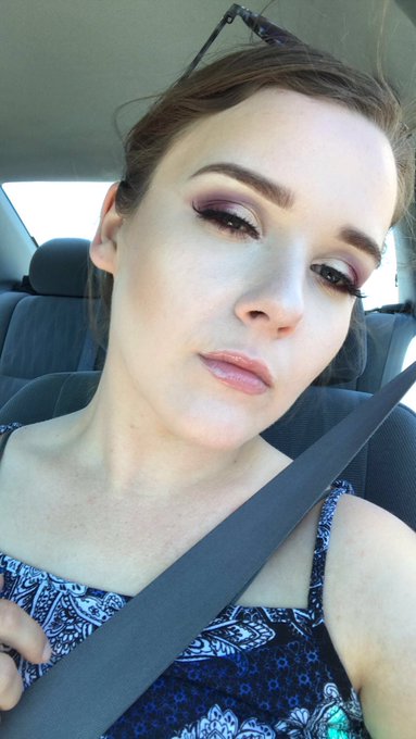 Never post makeup pics on twitter but I especially liked this one today 🤗 went colorful, inspired by