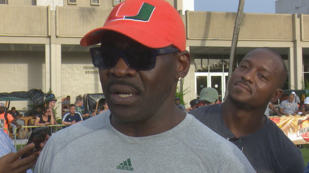 Video: Hurricanes, Richt host Paradise Camp 2017 featuring UM legends #Canes bit.ly/2tRdX6o https://t.co/n4p7mszajO