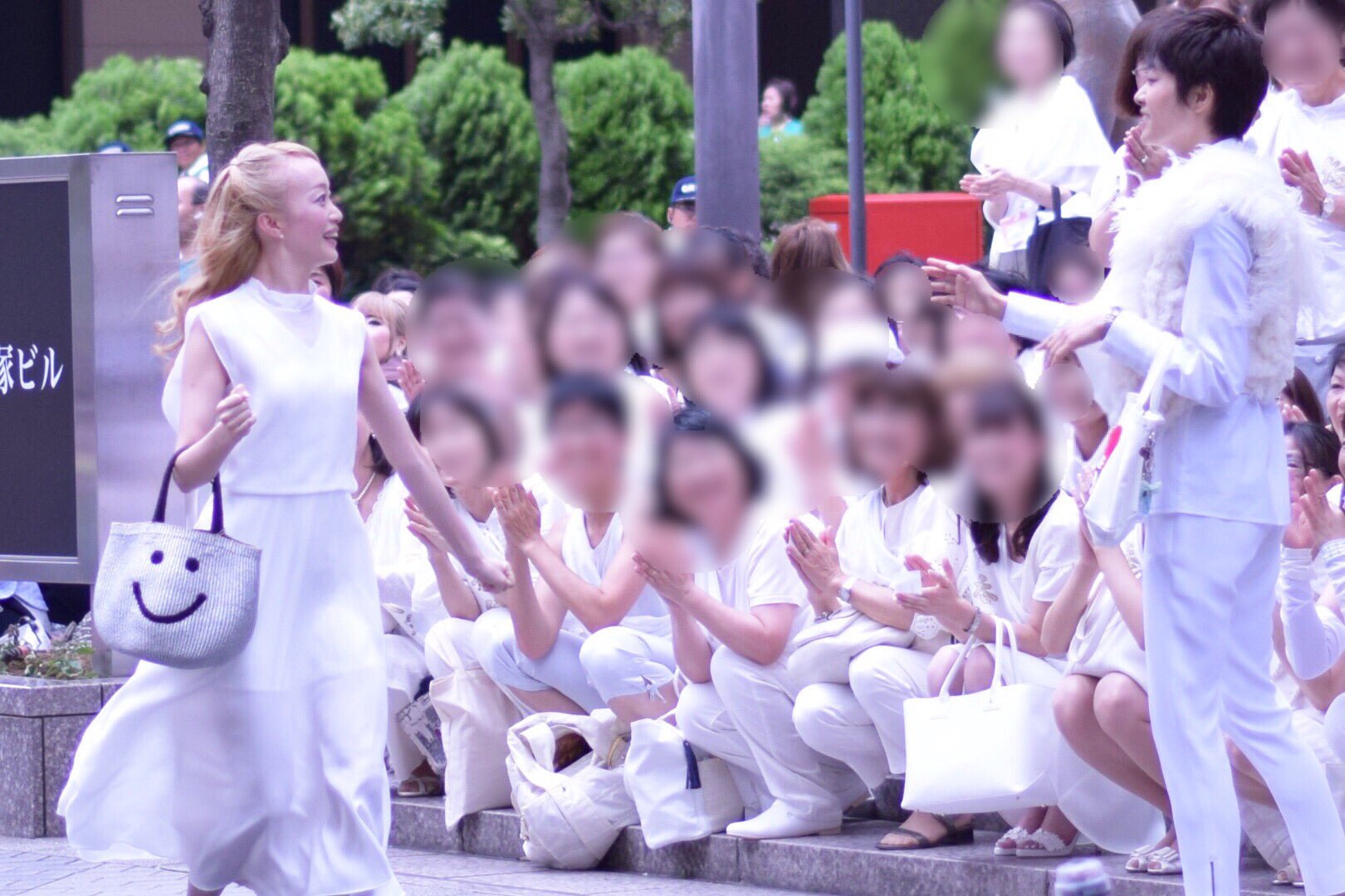 Ss 17 7 23 東宝千秋楽入 雪組 桃花ひな さん 桃花ひな 香綾しずる がおちゃんと桃ちゃん入りが重なってとってもかわいかった Ss 17 7 23 東宝千秋楽入 雪組 桃花ひな さん 桃花ひな 香綾しずる がおちゃんと桃ちゃん入りが重なってとってもかわいかった