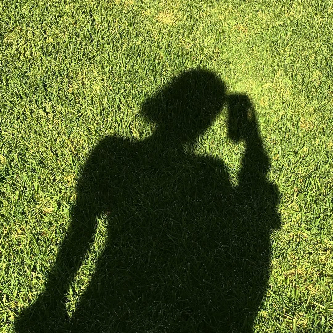 noahcyrus's tweet photo. growing with the grass🌞 https://t.co/nNpkb7ZKih