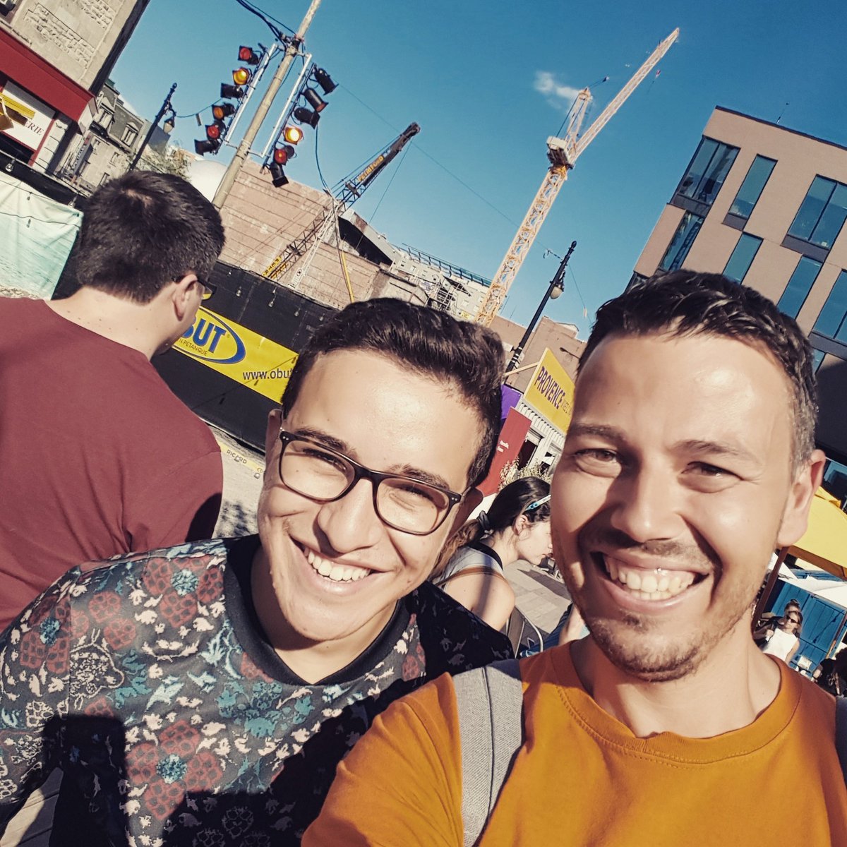 FlorianOnAir's tweet photo. Live from #Montreal avec @Aiekillu 😊 #canada #Quebec #florianonair https://t.co/krjBjPEtSv