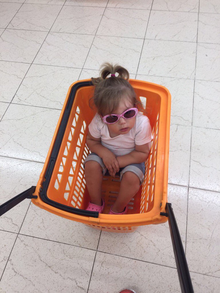 rawlin_papers's tweet photo. Here is what your shopping basket says about you! #aryahrose #rawlin https://t.co/JFZnGpNQqc
