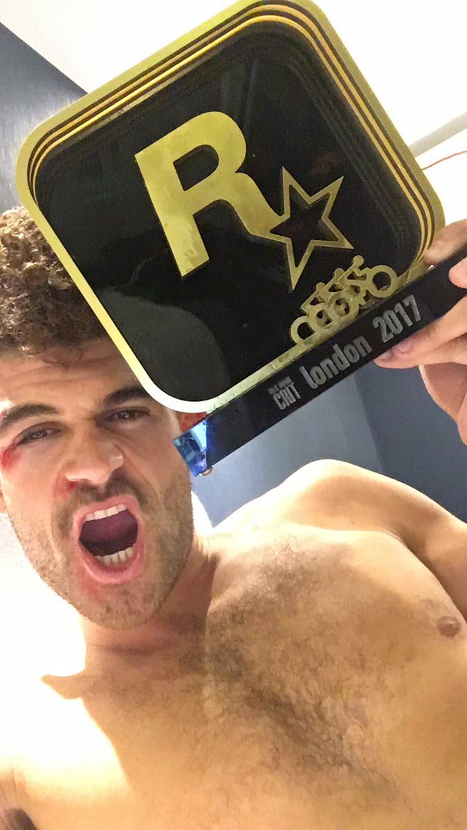 Eamon_Lucas's tweet photo. @Mickeyhavoc @Redhookcrit Crashes. Got up. Finished. Still won a top antagonist! #beasavage #wasgoing towinorpodium https://t.co/hLIa0fn84t