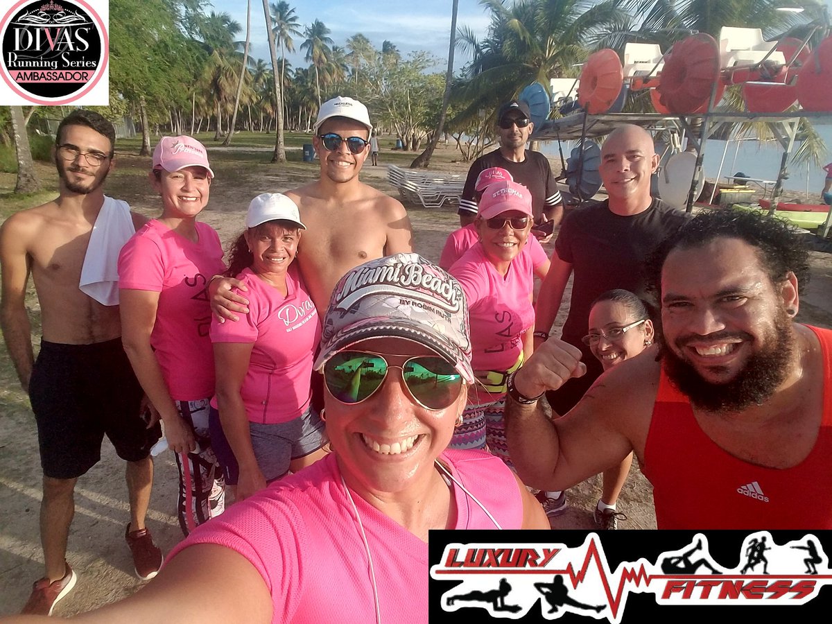LideMaya's tweet photo. Ruta de hoy 3.5 millas #divasambassadorprogram #divashalfmarathon #runlikeadiva #divastraining #yosoyluxury #luxurynation #coachbarbie https://t.co/lfi3QiTpmV