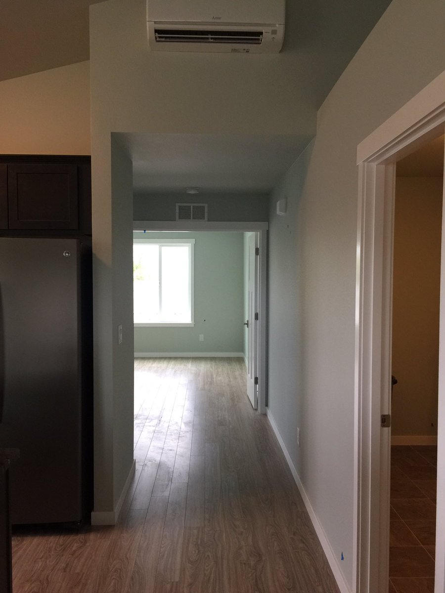 Sandyshellvacay's tweet photo. We'll be heading down this week to get this bad boy furnished and ready for guests!
#vacationrentalbyowner #longbwachwa #funbeach https://t.co/GdPKJqXKTI