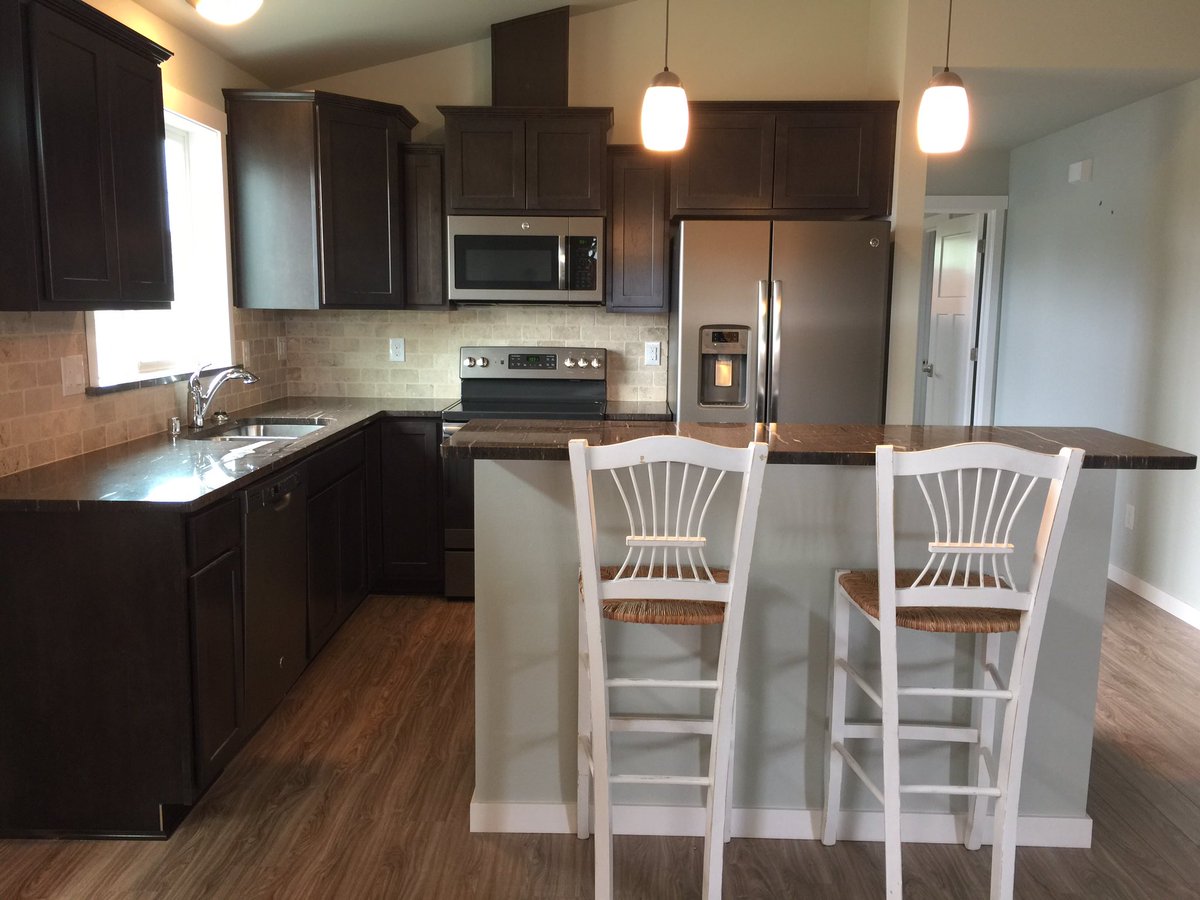 Sandyshellvacay's tweet photo. We'll be heading down this week to get this bad boy furnished and ready for guests!
#vacationrentalbyowner #longbwachwa #funbeach https://t.co/GdPKJqXKTI