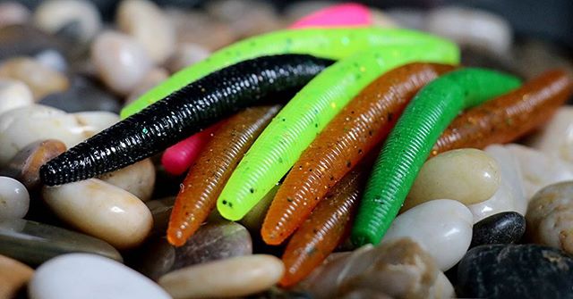FISHBUOY's tweet photo. Reposting @runcl_official:
What color #lure to pick for #bassfishing?
More info at the link in bio.
#angler #fisherman #bass #fishbuoy https://t.co/FlFDbL98ZI