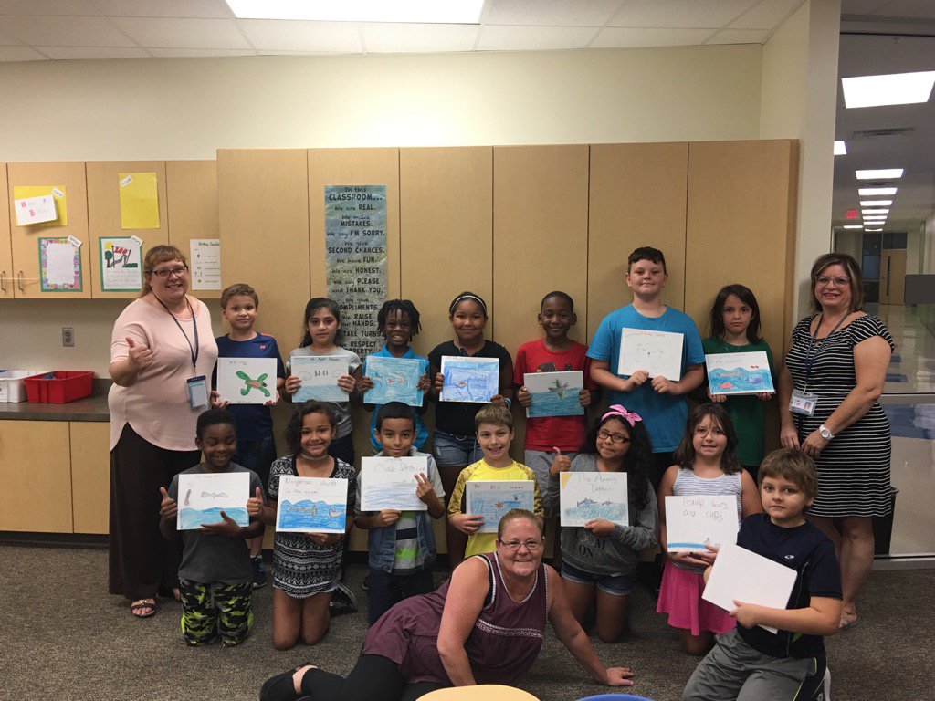 SSES Researchers and their Marine Life Books!  <a href="/mscalise5712/">Michelle Scalise</a> <a href="/ToddLCluff/">Todd Cluff</a> <a href="/clough6/">Courtney Lough</a> <a href="/MicheleGFiumara/">Michele Fiumara</a>