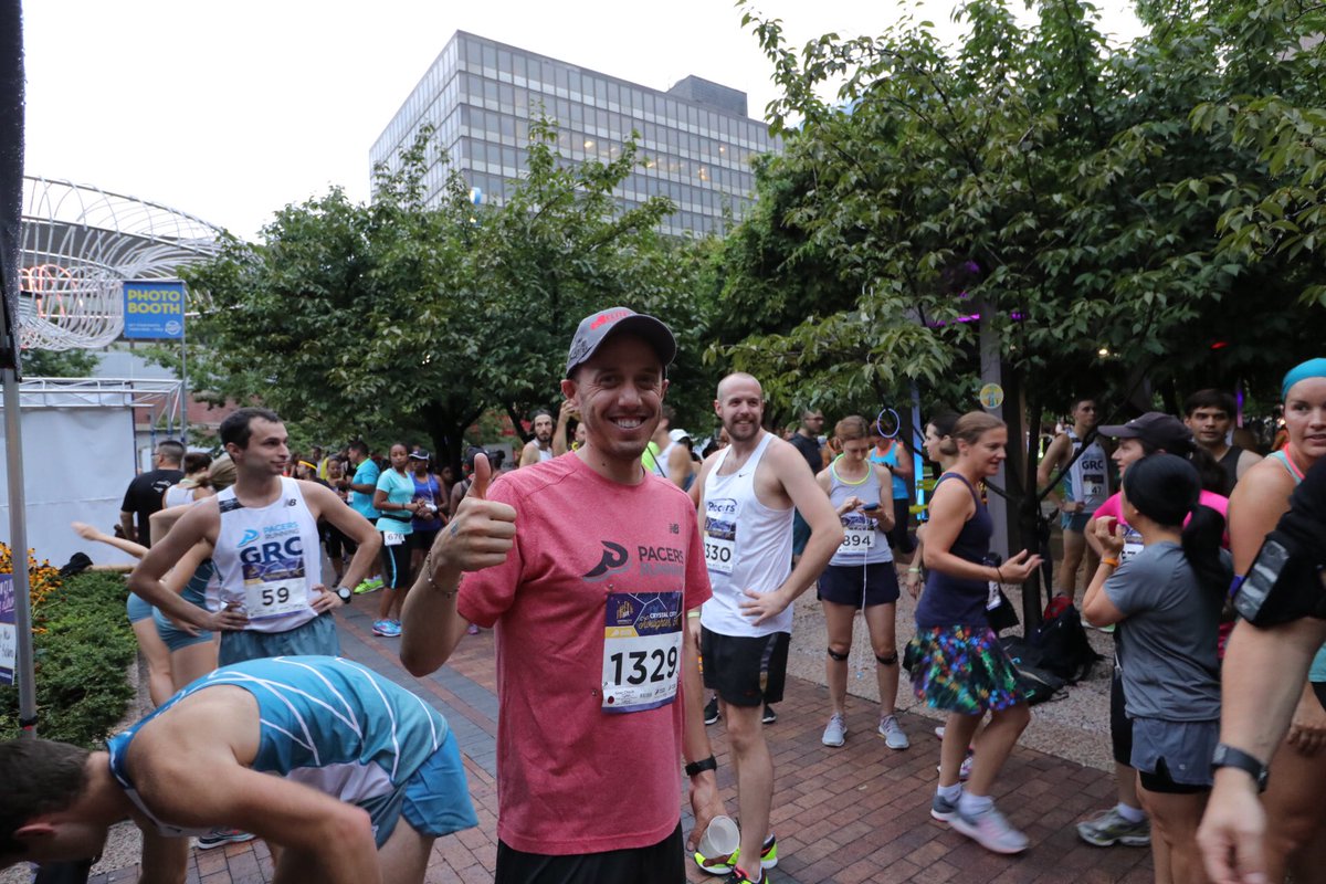 runpacers's tweet photo. We've got @alan_webb1 at the #Twilighter5k tonight! He'll be at #RunBookClub tomorrow &amp; on @pacethenation on Monday!
https://t.co/iMyOnlbNlK https://t.co/2VcNJdI2Cs