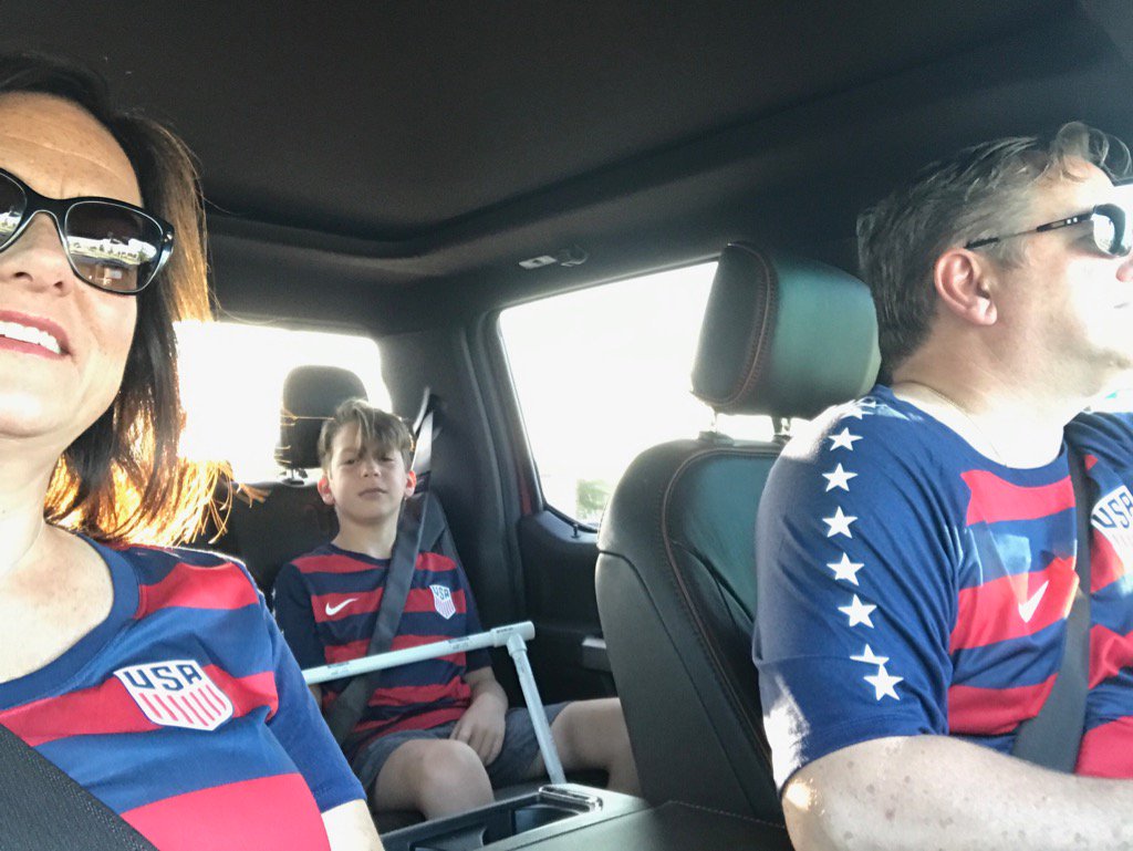 frkcrk's tweet photo. Heading to support the USMNT!  Go USA!🇺🇸 https://t.co/21zox3ANFt