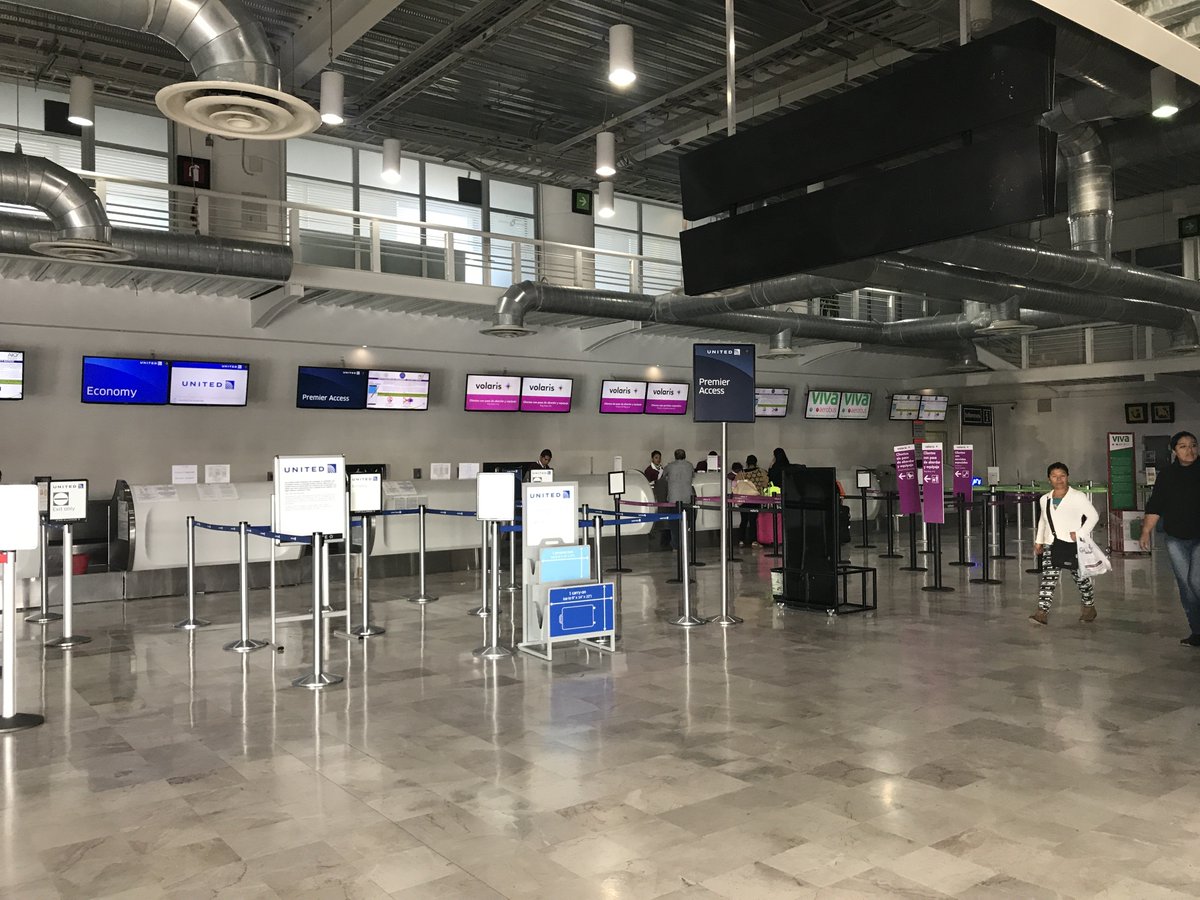 INFRAESTRUCTURA DE TRANSPORTE Aeropuerto Intercontinental de