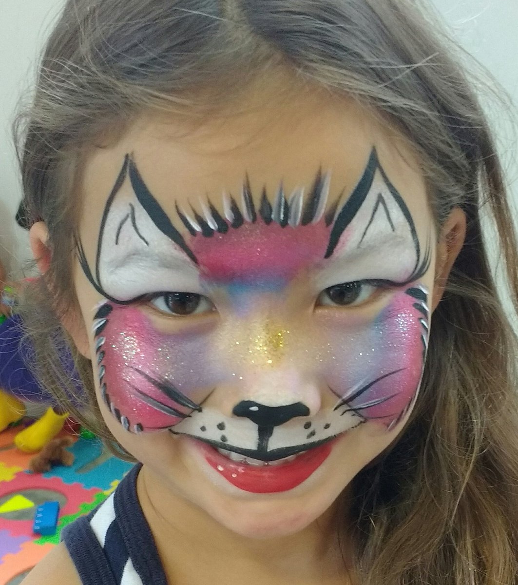 facepaintermary's tweet photo. If I paint one cat, I seem to do them all day! Love the sassy smile on this one. #facepaint #catfacepaint https://t.co/OHN3weuSyW