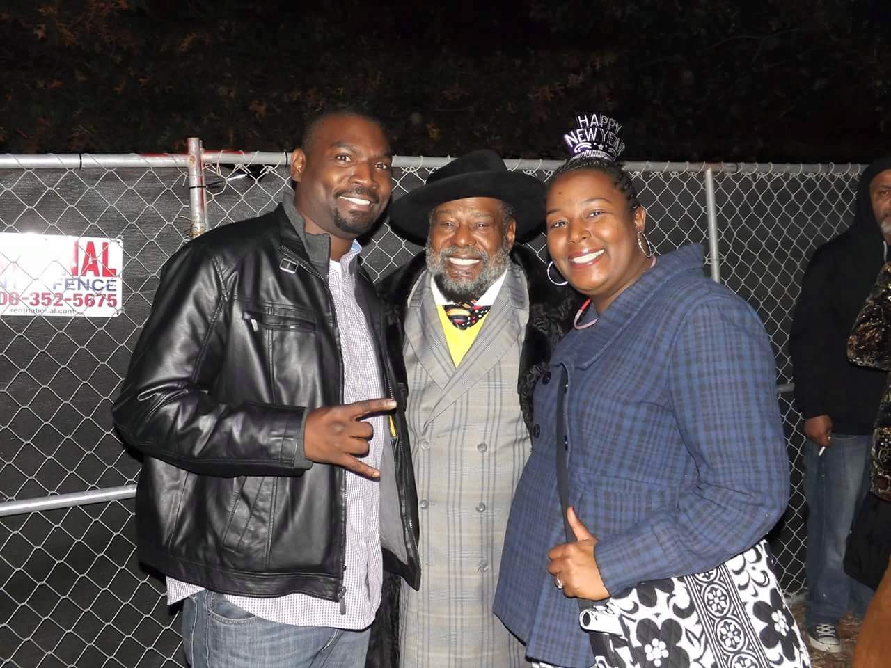  Happy birthday to the king of funk!! My husband and I met you about 4yrs ago in Houston. 