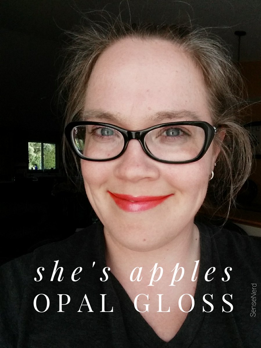 SenseNerd's tweet photo. I'm BANANAS over She's Apples! #LipSense #SenseNerd #ShesApples #OpalGloss #SeneGence #LongLasting #Smudgeproof # Waterproof https://t.co/zdAhSmTiCM