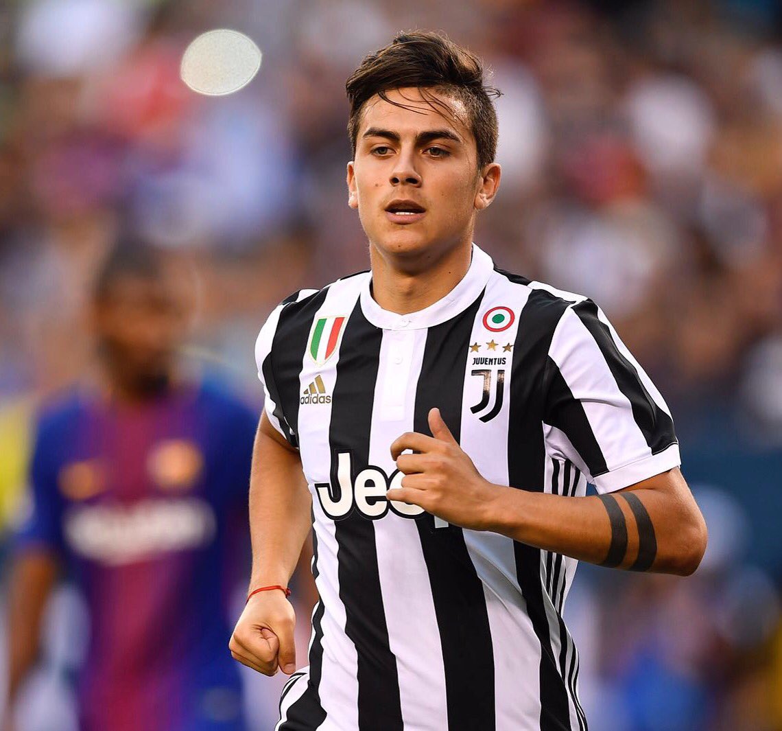 PauDybala_JR's tweet photo. Que lindo volver a jugar! Che bello tornare a giocare! It's nice to be back! #JuveFCB #JuventUSTour 🇺🇸🗽⚽️ https://t.co/kiThqX5Hox