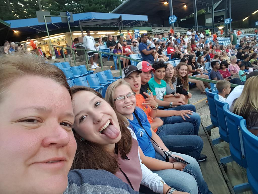 Mrs_G_RV's tweet photo. Enjoying our Chapter Officer Leadership with a Tommy Bartlett Show!!! #EnjoyingLocalTalent #RVFFA https://t.co/ZSQAD9Dz5g