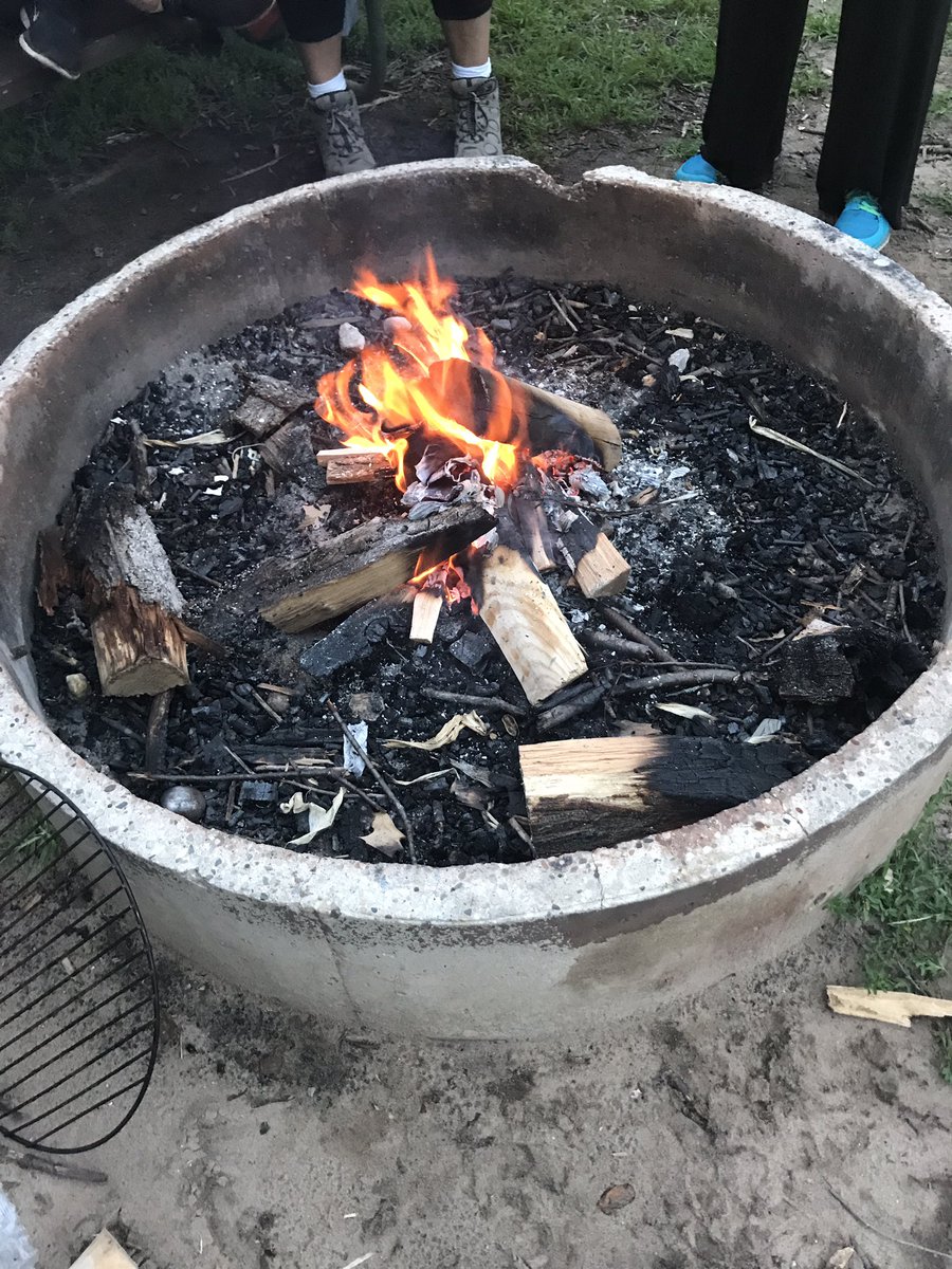 AdventuresAxess's tweet photo. Tents are up and fire is going #ChainOLakes https://t.co/C2qsqTSyt2