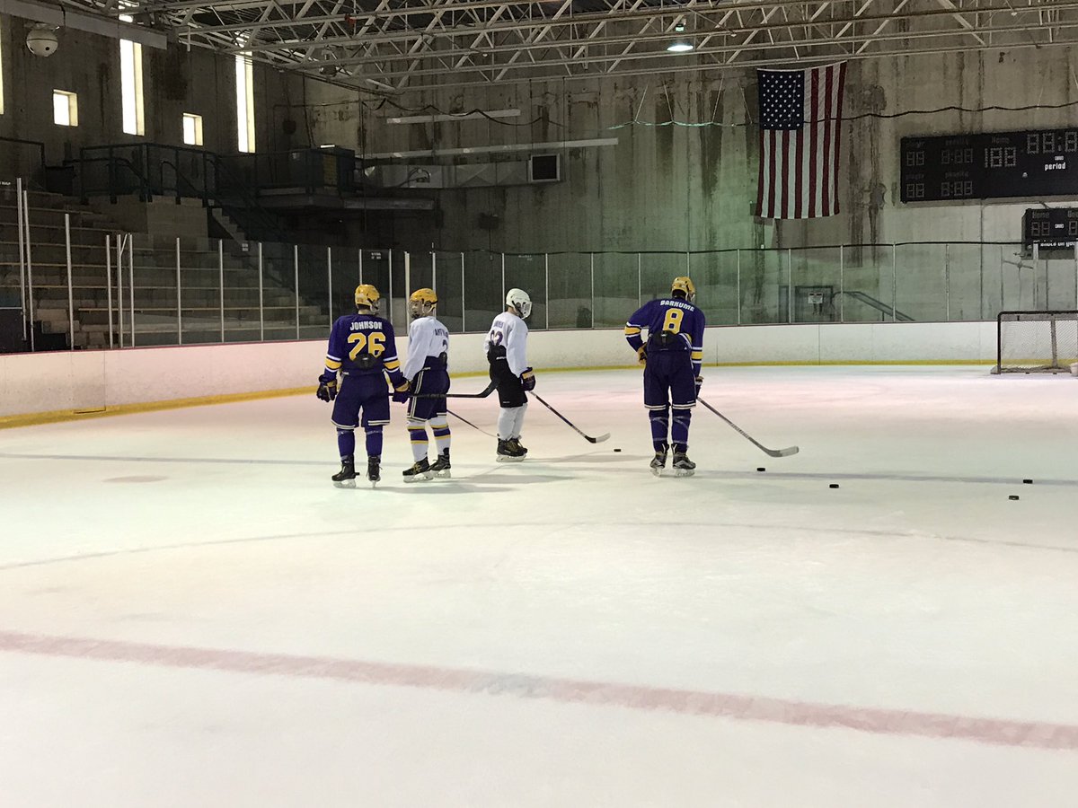 BillyMcCreary's tweet photo. Great first day of practice @ISSKings! It's going to be a fantastic season! #Kingsman #workforglory https://t.co/TQ1M800P3g