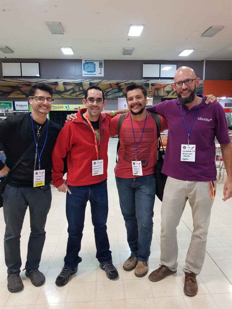alonsomattei's tweet photo. Los amigos y amigas de la Comunidad Centroaméricana de #SoftwareLibre en el #ECSL2017 @leojimenezcr @roirobo @neomish https://t.co/VoOKzvYqi4