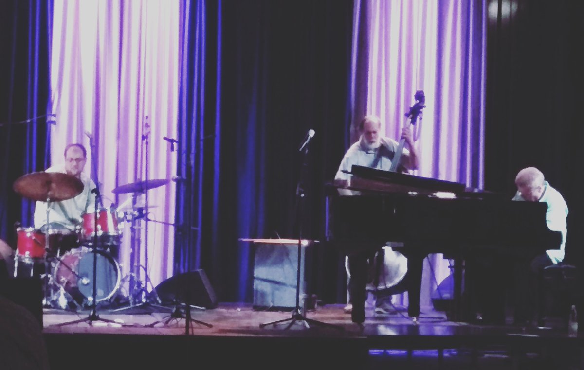 Fantastic music. @TheSchuu Alan Gaumer Neil Wetzil Tony Marino Alex Ritz performing #christmascityjazzfestival #livejazz