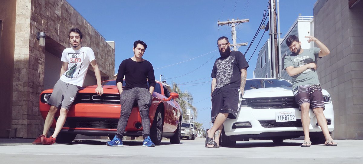 lucasinutilismo's tweet image. mais pesado que senhor dos anéis em 4K