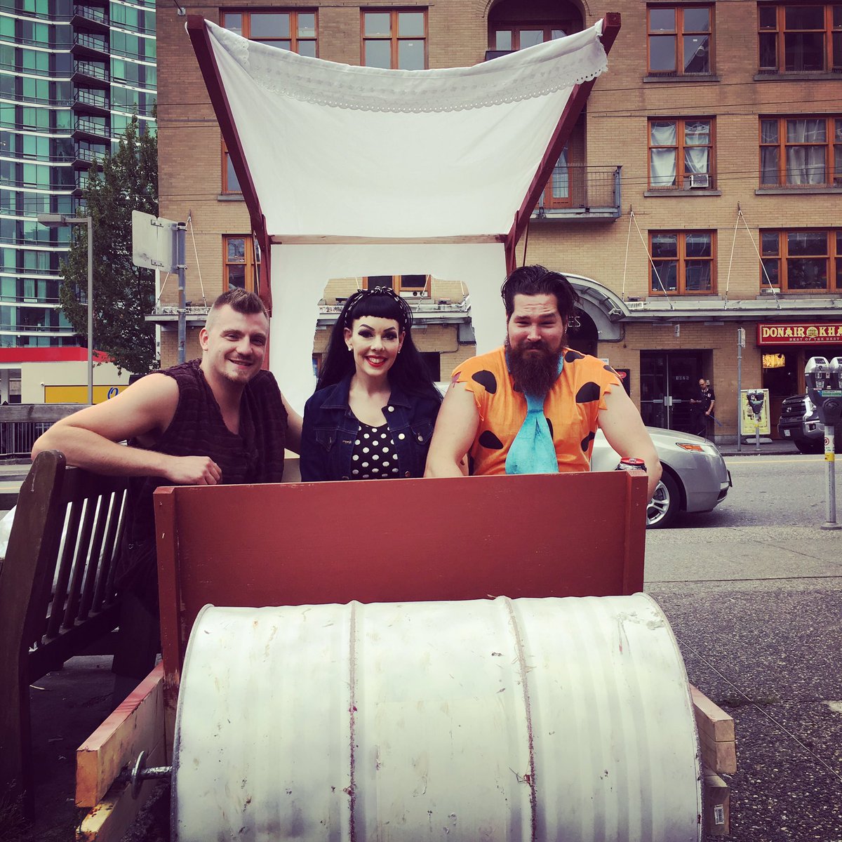 evilyn_13's tweet photo. #YabbaDabbaDo! Chillin' in my sweet ride with #FredFlintsone and #BarneyRubble - average Saturday #cosplay #winning https://t.co/4MI048NAzO
