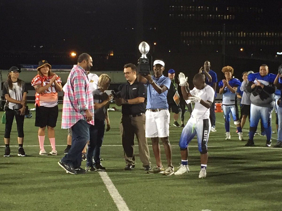 sports_pgh's tweet photo. Congratulations to @Dallas_Elite on their @TheWBowl win! A huge thanks to @francoharrishof &amp; staff for a great event! 🏈🏆 #TheWBowl #LovePGH https://t.co/quIDYZBB2S