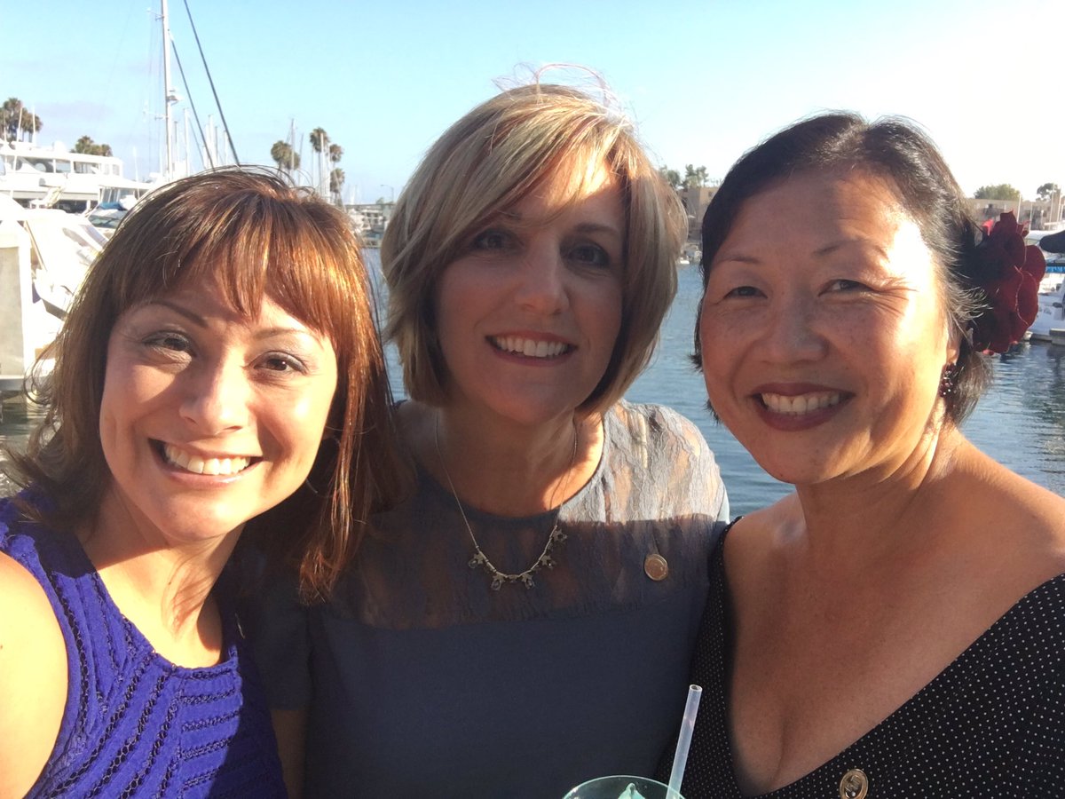drmarisarivas's tweet photo. Celebrating 2017 class of @MilkenScholars for @Milken with @teechrk12 and @MsTredick https://t.co/6jNdo8aZDj