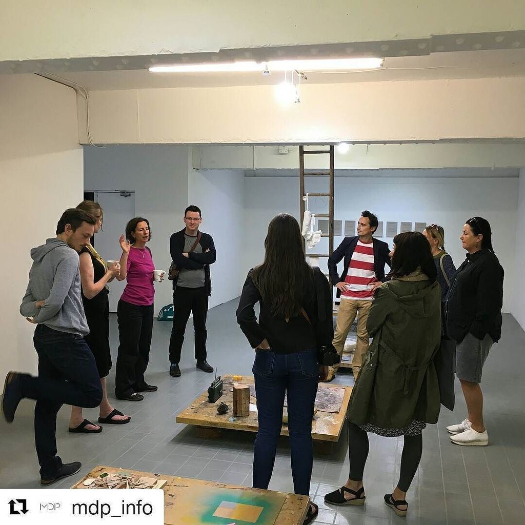jamesroperart's tweet photo. Balancing practice during arty farty chit chat #craneform #martialartyfarty
--
#Repost @mdp_info
γ»γ»γ»
While it's a β¦ https://t.co/DHoqPC38Vi https://t.co/f2czl9L8HS