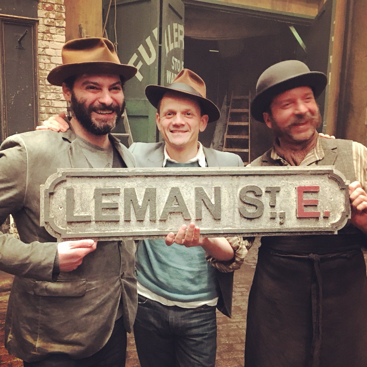 MrDMBarcroft's tweet photo. My exclusive #RipperStreet interview with writer Toby Finlay https://t.co/2f32gXrWwp https://t.co/1h0s3QJLZM