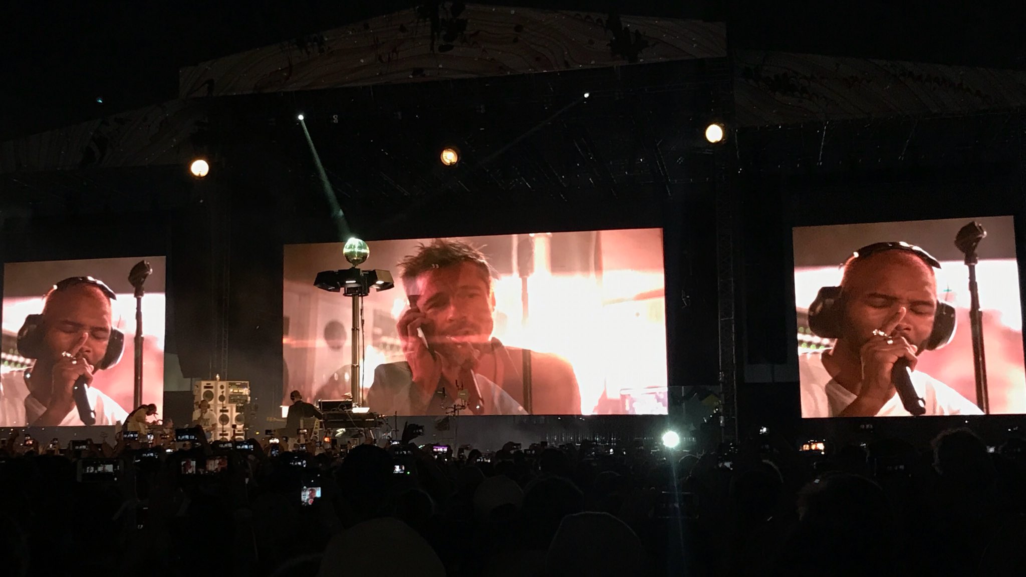 Brad Pitt Joined Frank Ocean On Stage At Fyf Fest 2017 Lipstick Alley