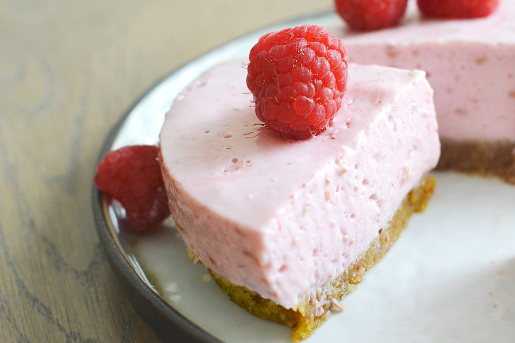 PrettyGoodCook's tweet image. Gezonde frambozen kwarktaart. Maar 6 ingrediënten en zo op tafel! #suikervrij… prettygoodcooking.wordpress.com/2017/07/23/gez…