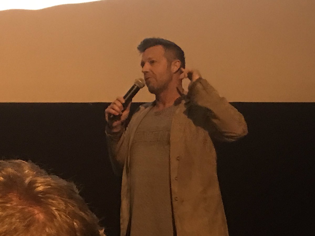 MichelleNReed's tweet photo. The director of #AtomicBlonde @DavidMLeitch and star @CharlizeAfrica showed up at the screening. #AtomicSDCC #SDCC https://t.co/iKhiPNhZWW