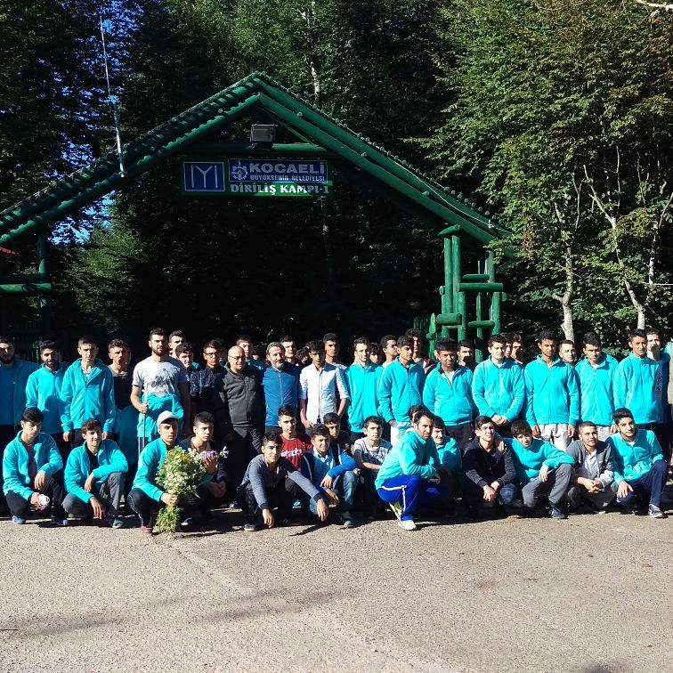 Genclerimize bu imkanları sağlayan Herkese çok teşekkür ediyoruz <a href="/MustafaYMN/">Mustafa Yaman</a> <a href="/MbbGenclik/">MBB Gençlik Merkezi</a>  <a href="/ORTEKiN/">AbdullahORTEKiN</a> @OsmanARTUKOGLU1 <a href="/MahmutOlur/">Mahmut Olur</a> <a href="/kocaelibld/">Kocaeli Büyükşehir</a>