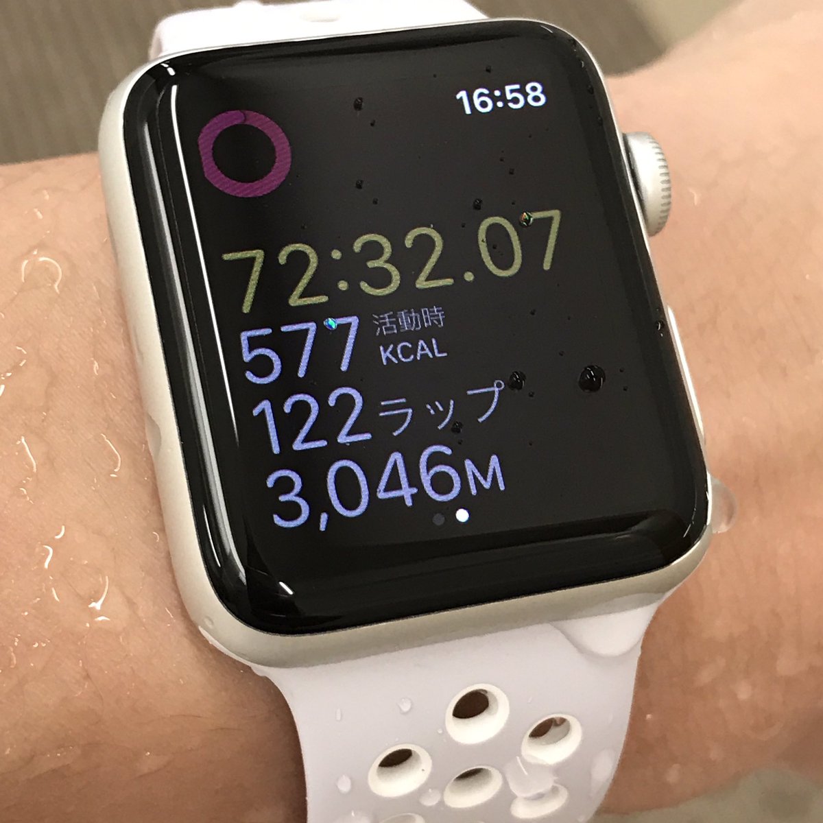 西村 賢 Coral Capital Ken Nishimura ついに都内でスマートデバイス着用解禁のプールが 港区スポーツセンターは回遊コースなど一部でデバイスを覆うバンド着用の条件でapple Watchなどが使えます 結構いいかも