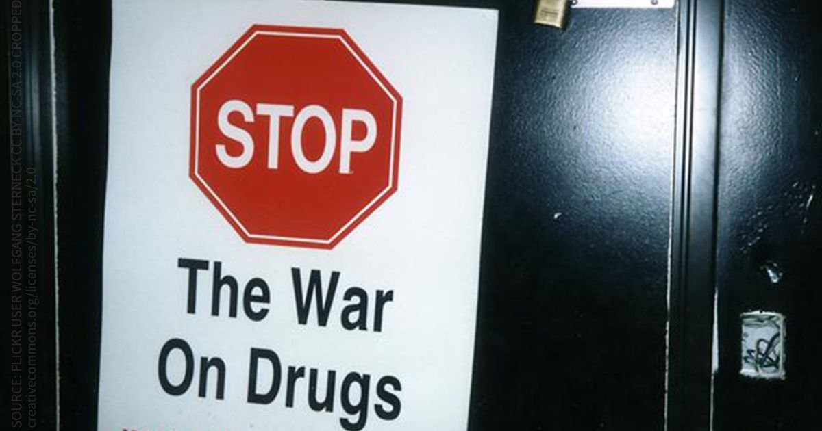 CatoInstitute's tweet photo. Drugs were first banned because White Americans believed Non-White Americans were forgetting their place... https://t.co/JLBz3JFqhA https://t.co/D82wKCa879