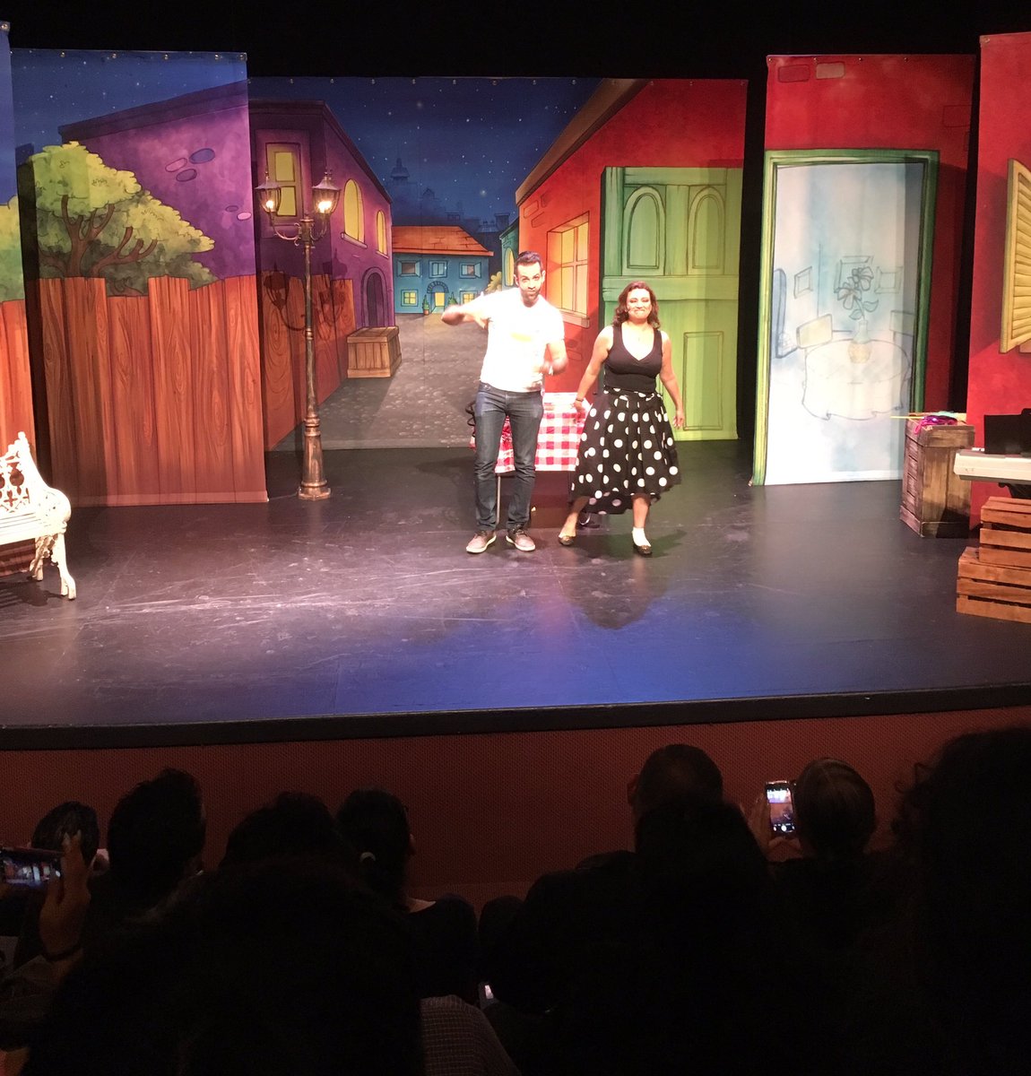 pauchaspv's tweet photo. Divertídisima, gracias @diegodeericemx #teatroenMéxico #notelapierdas @teatroperro https://t.co/8j0E1Sf2w6