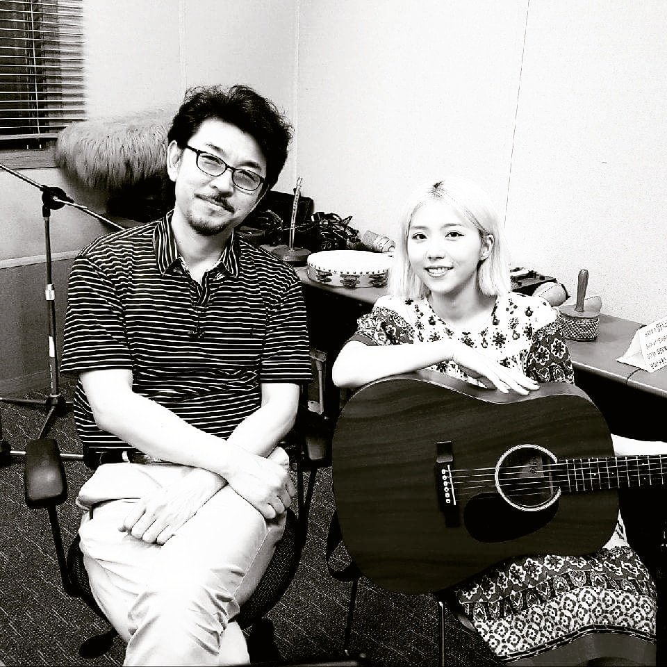 bandmasterjean's tweet photo. 인디음악의 모든 것. wbs Fm 원음방송
PM10시 [밴드피플 라디오스타] 07.21
1부 라이브 코너에서는 싱어송라이터 스텔라장과 함께 했습니다. https://t.co/BG2YwxitOL