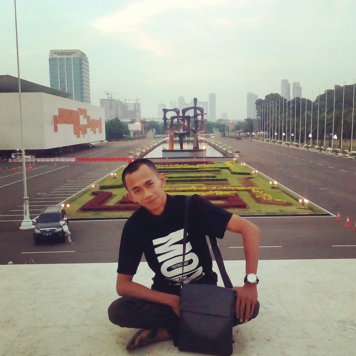 Muiz Morphiniz On Twitter Bebek Berjalan Berbondong Bondong