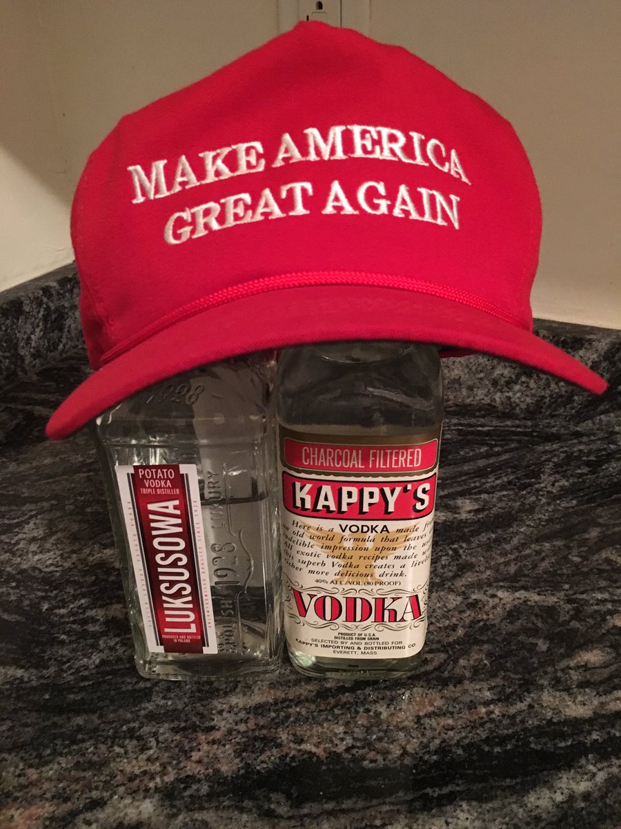 OKIEski's tweet photo. Saturday Nights in America.
#MAGA #PolishPower #BostonInventedAmerica #Kappys https://t.co/lARJZchJ2Y