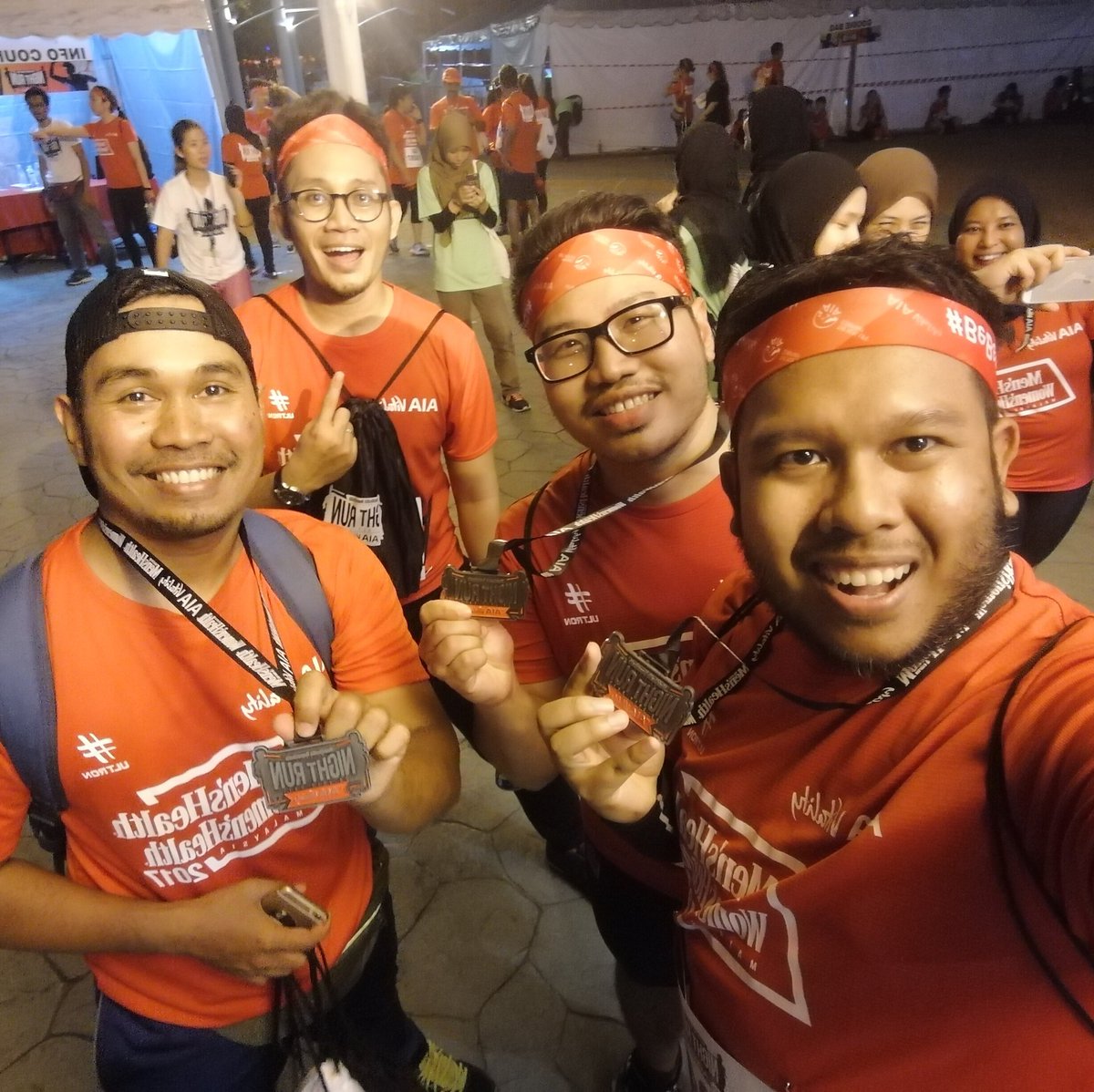 mawardiyunus's tweet photo. #MHWHNightRun by #AIAVitalityMY .
#BeBetter
#NightRun https://t.co/n3dyaZdaRj