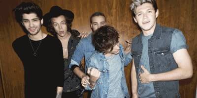 leemogumogu's tweet photo. happy anniversary 7th boys💕cepet cepet comeback udah nunggu lama ni:( #7YearsOfOneDirection #directsolid #1D7yearanniversary @onedirection https://t.co/DWGJfqHhR7